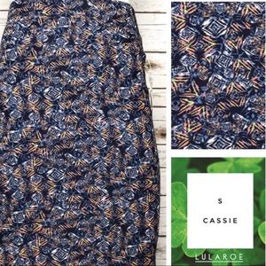 Cassie S geo print pencil skirt in blue/peach/blk